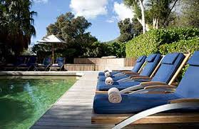 A holiday stay that overlooks the green slopes of Table Mountain with warm welcoming staff