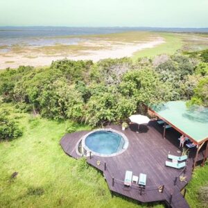 Holiday accommodation set within a world heritage site where you get to see some of the few natural wonders left on earth