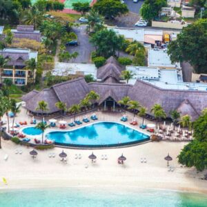 Stay at a 4-star lagoon beach resort and relax and unwind