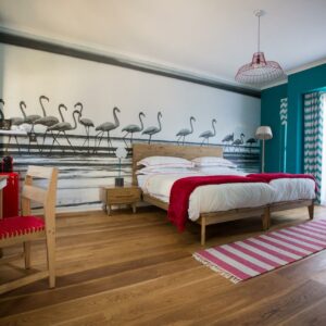 Accommodation with a fresh breeze in the desert that’s relaxing with a modern space