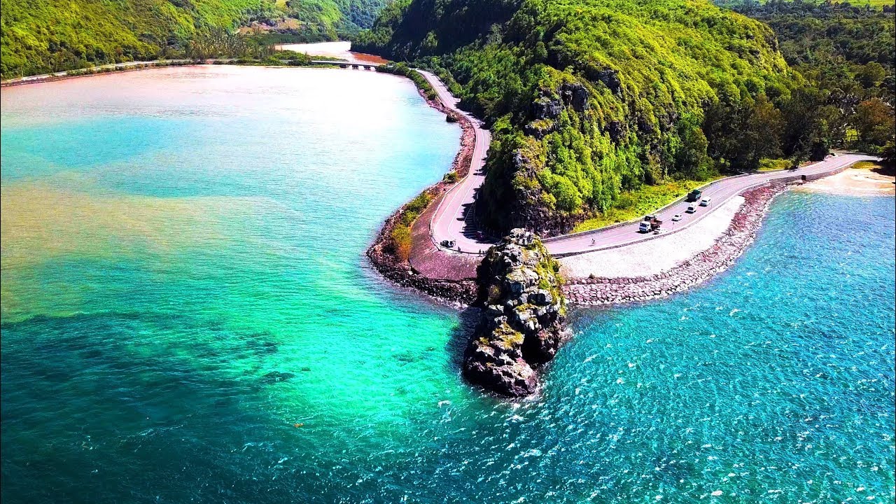 The contrasts, colours and tastes make the island so charming that the scene is set for an unforgettable holiday