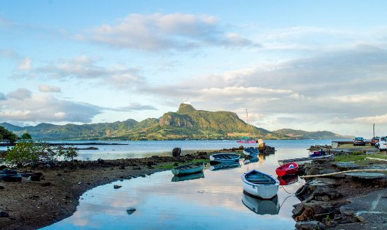 Mahebourg Mauritius City Visit local market fisher fishermen fresh fish spice cultural waterfront